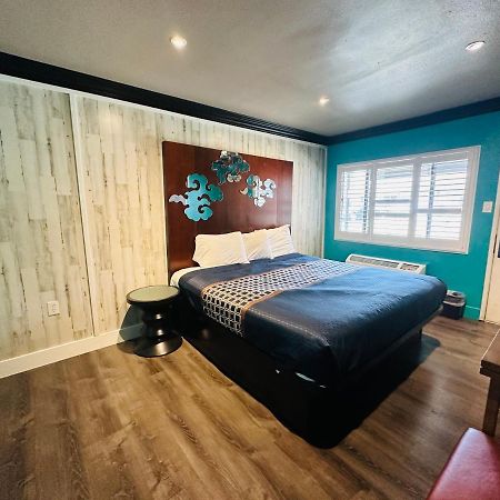 Casa Blanca Inn & Suites 惠蒂尔 外观 照片